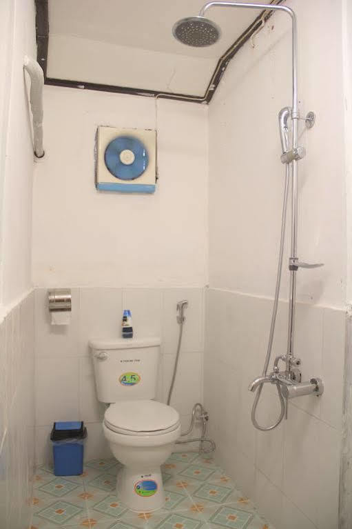 Lpq Backpackers Hostel Luang Prabang Exterior photo
