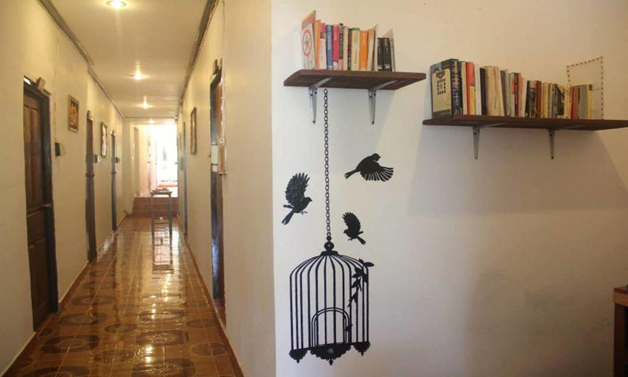 Lpq Backpackers Hostel Luang Prabang Exterior photo